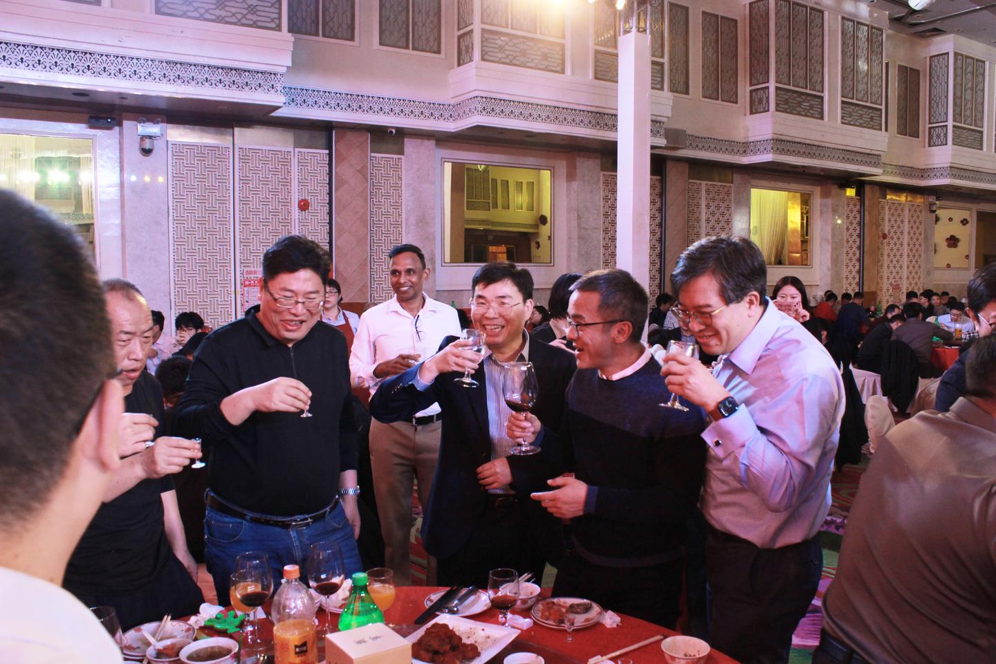 伟乐科技总裁邹伟华、副总裁朱毅 伟乐科技总裁邹伟华、副总裁朱毅
